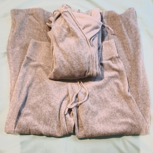 Old Navy Pants - 🩶 NWOT Womens XS Old Navy Gray Soft Lounge Workout Set Duo Lot Comfy Fall